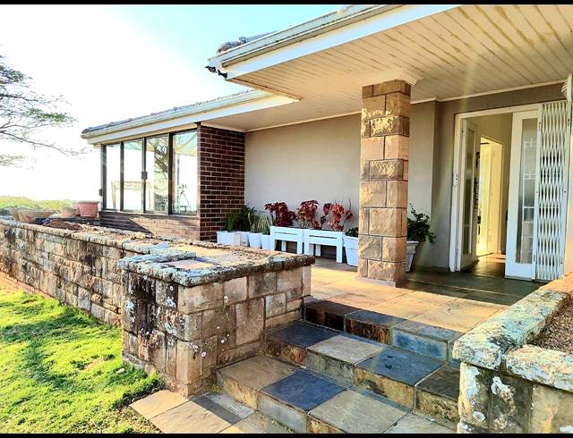 5 BEDROOM FREESTANDING FOR SALE IN FREELAND PARK
